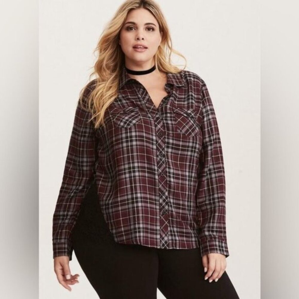 Women’s torrid 1 Purple Plaid Lace Inset Camp Button Down Shirt 14 16 1X 1XL